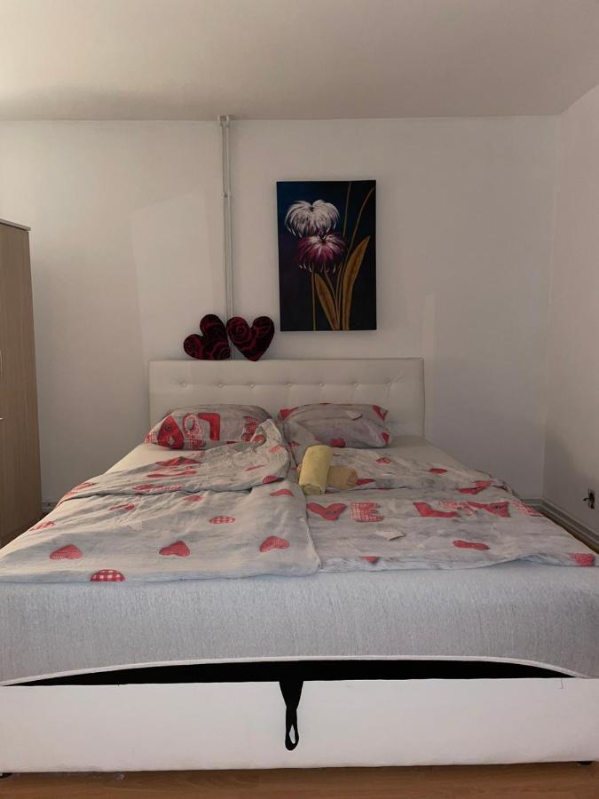 شقة Apartman City توزلا المظهر الخارجي الصورة